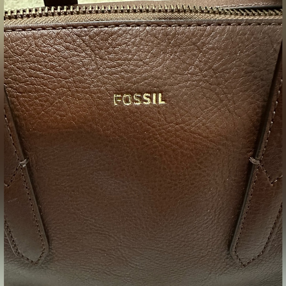 Fossil handbag